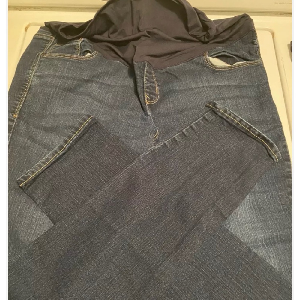Old Navy maternity skinny jeans size 14